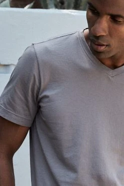 Velvet By Graham & Spencer SAMSEN WHISPER CLASSIC V-NECK TEE