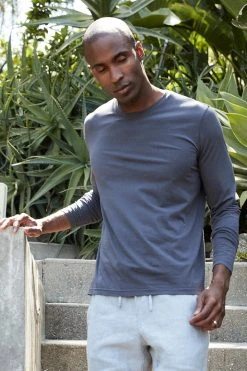 Velvet By Graham & Spencer SKEETER WHISPER CLASSIC CREW NECK TEE 48 Velvet By Graham & Spencer SKEETER WHISPER CLASSIC CREW NECK TEE