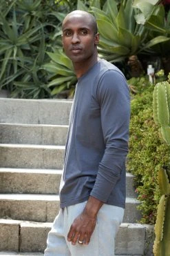 Velvet By Graham & Spencer SKEETER WHISPER CLASSIC CREW NECK TEE 46 Velvet By Graham & Spencer SKEETER WHISPER CLASSIC CREW NECK TEE