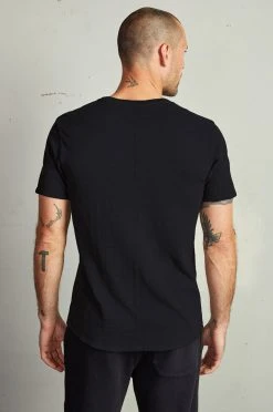Velvet By Graham & Spencer Mens ANTON CREW NECK TEE