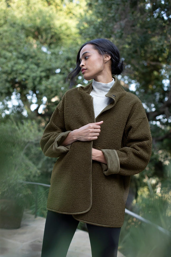 Velvet By Graham & Spencer Womens ALBANY REVERSIBLE LUX SHERPA COAT 16 Velvet By Graham & Spencer Womens ALBANY REVERSIBLE LUX SHERPA COAT