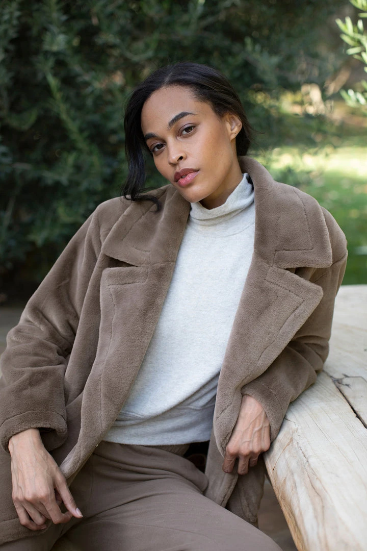 Velvet By Graham & Spencer Womens LINDA FAUX LUX FUR JACKET 5 Velvet By Graham & Spencer Womens LINDA FAUX LUX FUR JACKET