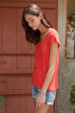 Velvet By Graham & Spencer KIRA ORIGINAL SLUB SCOOP NECK TEE Womens