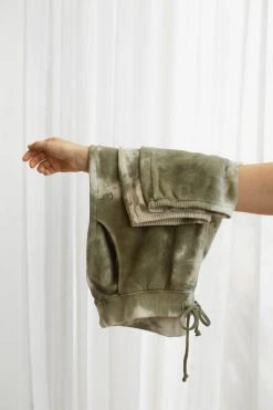 Velvet By Graham & Spencer Womens NISSA TIE DYE SWEATPANT 18 Velvet By Graham & Spencer Womens NISSA TIE DYE SWEATPANT