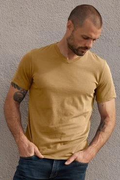 Velvet By Graham & Spencer SAMSEN WHISPER CLASSIC V-NECK TEE 16 Velvet By Graham & Spencer SAMSEN WHISPER CLASSIC V-NECK TEE