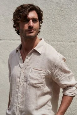 Velvet By Graham & Spencer BENTON LINEN BUTTON-UP SHIRT