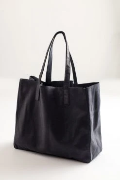 Velvet By Graham & Spencer CLOVER LEATHER TOTE