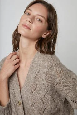 Velvet By Graham & Spencer BETH BUTTON FRONT CARDIGAN 14 Velvet By Graham & Spencer BETH BUTTON FRONT CARDIGAN