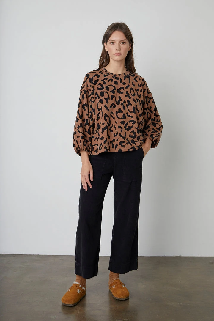 Velvet By Graham & Spencer ARABELLE PRINTED SWEATSHIRT Womens 4 Velvet By Graham & Spencer ARABELLE PRINTED SWEATSHIRT Womens