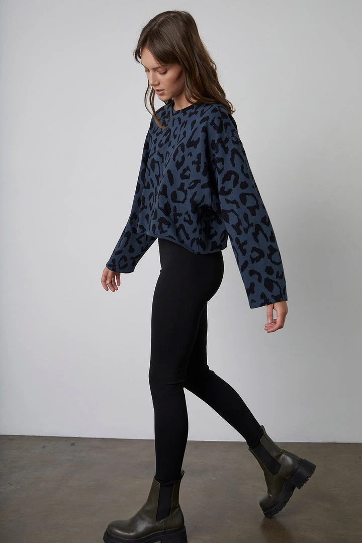 Velvet By Graham & Spencer TRINITY PRINTED CROPPED SWEATSHIRT Womens 4 Velvet By Graham & Spencer TRINITY PRINTED CROPPED SWEATSHIRT Womens