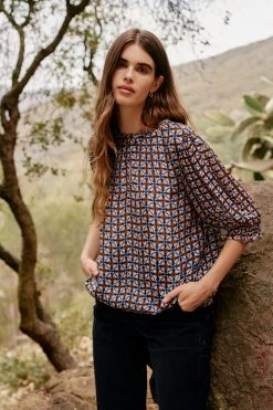 Velvet By Graham & Spencer CADENCE PRINTED BLOUSE