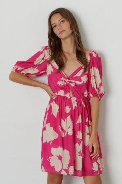 Velvet By Graham & Spencer Womens MAKENA TWIST FRONT PRINTED DRESS