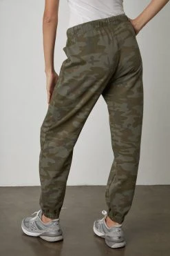 Velvet By Graham & Spencer SKYE CAMO SWEATPANT 10 Velvet By Graham & Spencer SKYE CAMO SWEATPANT