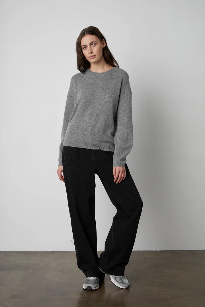 Velvet By Graham & Spencer BRYNNE CASHMERE CREW NECK SWEATER 10 Velvet By Graham & Spencer BRYNNE CASHMERE CREW NECK SWEATER