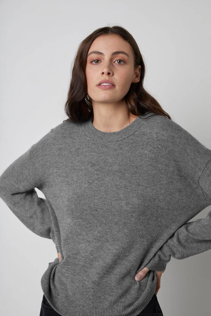Velvet By Graham & Spencer BRYNNE CASHMERE CREW NECK SWEATER 8 Velvet By Graham & Spencer BRYNNE CASHMERE CREW NECK SWEATER