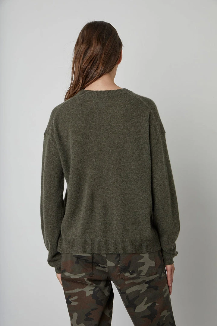 Velvet By Graham & Spencer BRYNNE CASHMERE CREW NECK SWEATER 13 Velvet By Graham & Spencer BRYNNE CASHMERE CREW NECK SWEATER