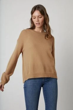 Velvet By Graham & Spencer BRYNNE CASHMERE CREW NECK SWEATER