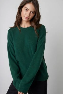 Velvet By Graham & Spencer BRYNNE CASHMERE CREW NECK SWEATER 40 Velvet By Graham & Spencer BRYNNE CASHMERE CREW NECK SWEATER