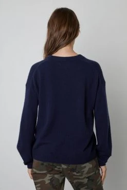 Velvet By Graham & Spencer BRYNNE CASHMERE CREW NECK SWEATER 16 Velvet By Graham & Spencer BRYNNE CASHMERE CREW NECK SWEATER
