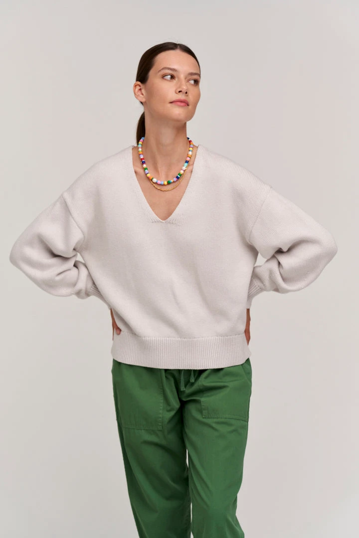 Velvet By Graham & Spencer BELINDA V-NECK SWEATER Womens 4 Velvet By Graham & Spencer BELINDA V-NECK SWEATER Womens