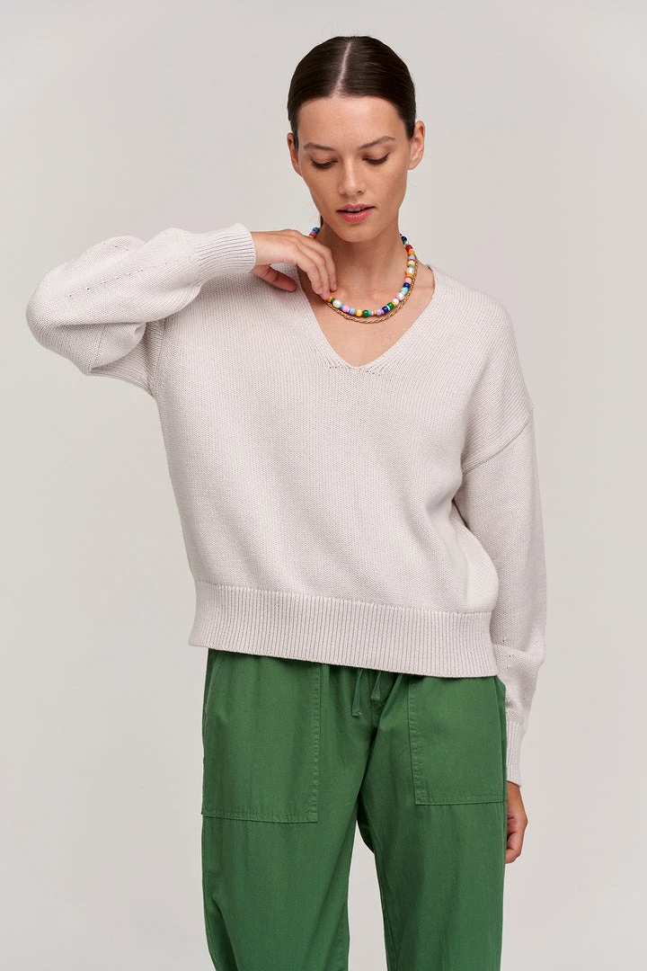 Velvet By Graham & Spencer BELINDA V-NECK SWEATER Womens 3 Velvet By Graham & Spencer BELINDA V-NECK SWEATER Womens