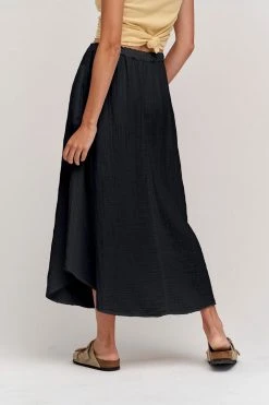 Velvet By Graham & Spencer DANA COTTON GAUZE MIDI SKIRT 25 Velvet By Graham & Spencer DANA COTTON GAUZE MIDI SKIRT