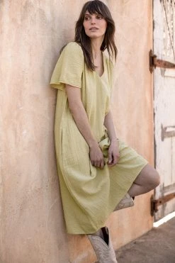 Velvet By Graham & Spencer HAZEL COTTON GAUZE MIDI DRESS 19 Velvet By Graham & Spencer HAZEL COTTON GAUZE MIDI DRESS