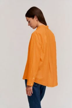 Velvet By Graham & Spencer Womens DEVYN BUTTON-UP SHIRT