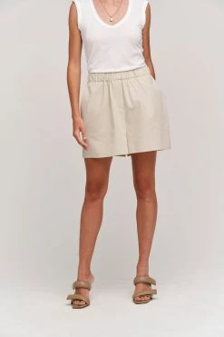 Velvet By Graham & Spencer Womens HOLLY HIGH RISE SHORT