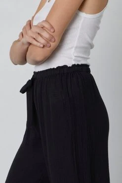 Velvet By Graham & Spencer Womens RAVYN COTTON GAUZE WIDE LEG PANT 28 Velvet By Graham & Spencer Womens RAVYN COTTON GAUZE WIDE LEG PANT