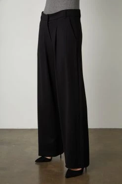 Velvet By Graham & Spencer Womens LEONA WIDE LEG PONTI PANT