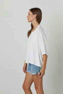Velvet By Graham & Spencer Womens HELEN 3/4 SLEEVE OVERSIZED TEE 13 Velvet By Graham & Spencer Womens HELEN 3/4 SLEEVE OVERSIZED TEE