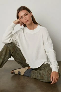 Velvet By Graham & Spencer PAIGE OVERSIZED COTTON THERMAL TEE Womens