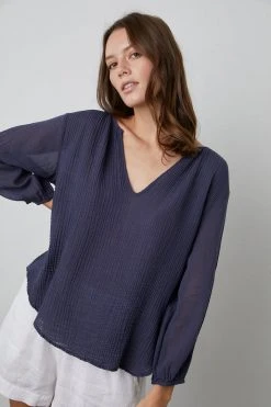 Velvet By Graham & Spencer MARILYN COTTON GAUZE PEASANT BLOUSE