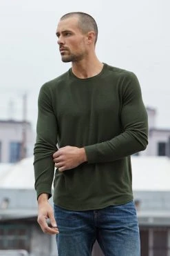 Velvet By Graham & Spencer BRONSON COZY JERSEY KNIT TOP Mens