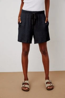 Velvet By Graham & Spencer Womens JANEY DRAWSTRING SHORT 17 Velvet By Graham & Spencer Womens JANEY DRAWSTRING SHORT