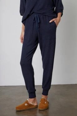 Velvet By Graham & Spencer JUDY DRAWSTRING SWEATPANT 22 Velvet By Graham & Spencer JUDY DRAWSTRING SWEATPANT