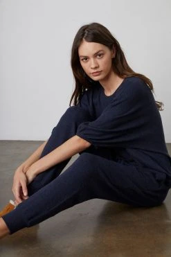 Velvet By Graham & Spencer JUDY DRAWSTRING SWEATPANT 25 Velvet By Graham & Spencer JUDY DRAWSTRING SWEATPANT