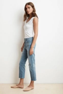 Velvet By Graham & Spencer KAROLINA HI RISE STRAIGHT LEG CUT OFF JEANS Womens