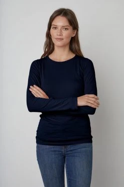 Velvet By Graham & Spencer ZOFINA GAUZY WHISPER FITTED CREW NECK TEE Womens 26 Velvet By Graham & Spencer ZOFINA GAUZY WHISPER FITTED CREW NECK TEE Womens