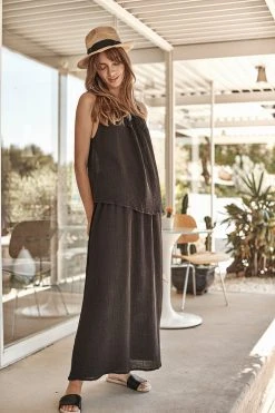 Velvet By Graham & Spencer TAWNA COTTON GAUZE V-NECK TANK