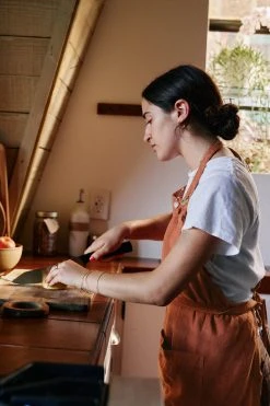 Jenny Graham Home LINEN APRON Womens