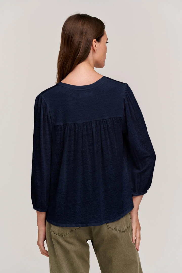 Velvet By Graham & Spencer Womens GINA V-NECK TEE 7 Velvet By Graham & Spencer Womens GINA V-NECK TEE