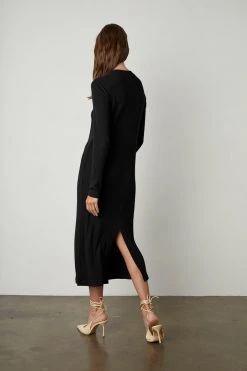 Velvet By Graham & Spencer EMBER MAXI DRESS Womens 20 Velvet By Graham & Spencer EMBER MAXI DRESS Womens