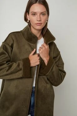 Velvet By Graham & Spencer Womens ALBANY REVERSIBLE LUX SHERPA COAT 53 Velvet By Graham & Spencer Womens ALBANY REVERSIBLE LUX SHERPA COAT