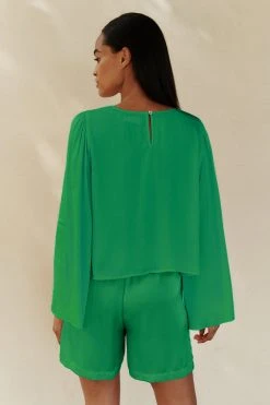 Velvet By Graham & Spencer Womens MAE BELL SLEEVE BLOUSE 25 Velvet By Graham & Spencer Womens MAE BELL SLEEVE BLOUSE