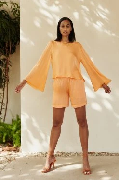 Velvet By Graham & Spencer Womens MAE BELL SLEEVE BLOUSE 21 Velvet By Graham & Spencer Womens MAE BELL SLEEVE BLOUSE