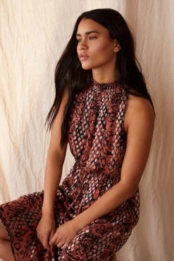 Velvet By Graham & Spencer Womens SHEENA METALLIC PRINTED DRESS