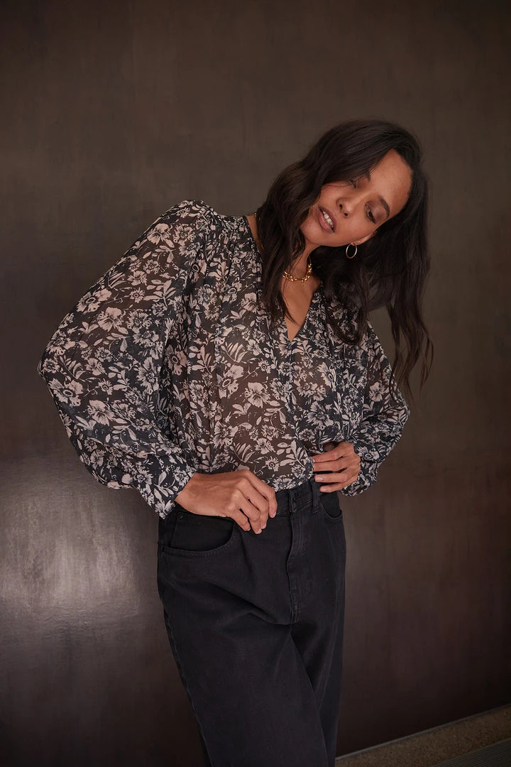 Velvet By Graham & Spencer MILEY PRINTED BOHO BLOUSE Womens 7 Velvet By Graham & Spencer MILEY PRINTED BOHO BLOUSE Womens