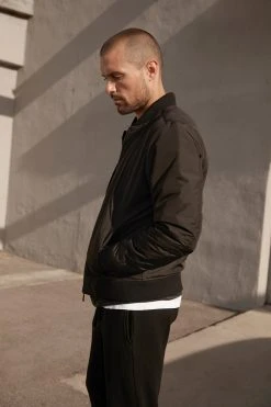 Velvet By Graham & Spencer Mens DOUGAL BOMBER JACKET